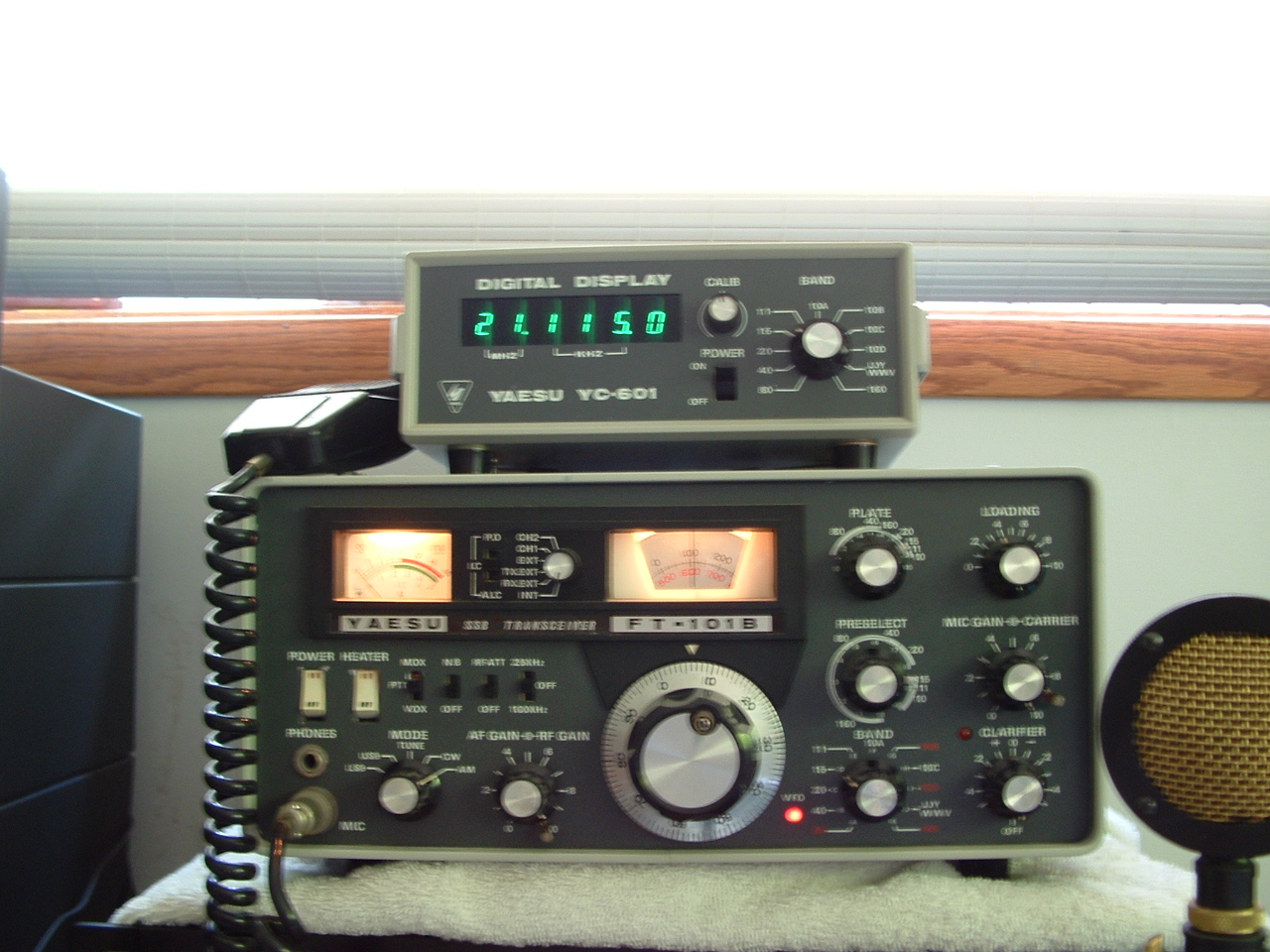 Yaesu FT 101 B